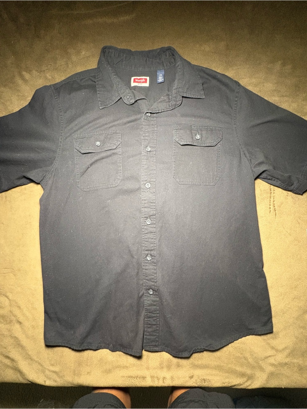 Wrangler black workwear button up - Size Large 🖤🤠